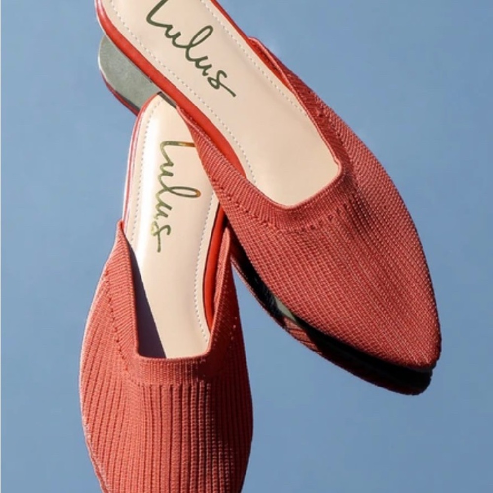 Jeaney Terracotta Ribbed Knit Pointed-Toe Mule Slides